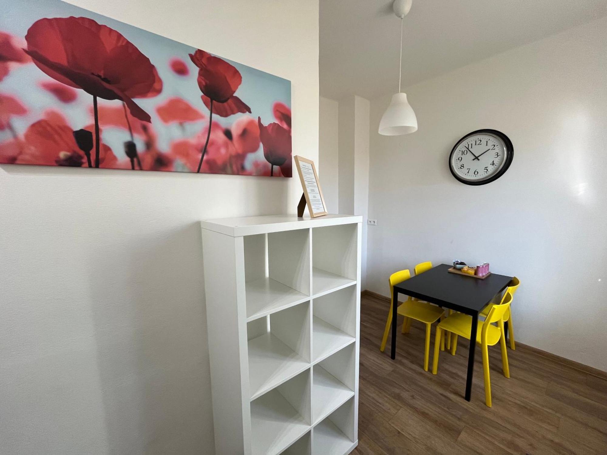 Apartments เตร็นชีน ภายนอก รูปภาพ